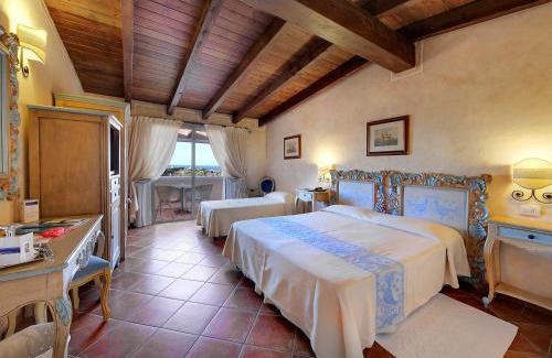 Porto Cervo Hotel | COLONNA RESORT, a Colonna Luxury Beach Hotel, Porto Cervo