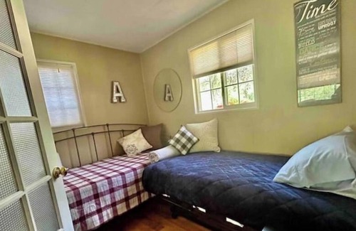Beulah Casa | Colorado Creekside Getaway