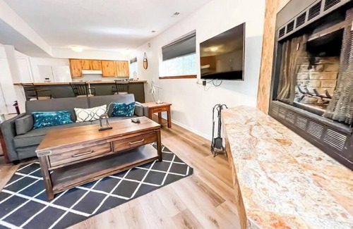 Cascade Casa | Colorado's best getaway and adventure located at the base of Pikes Peak #2