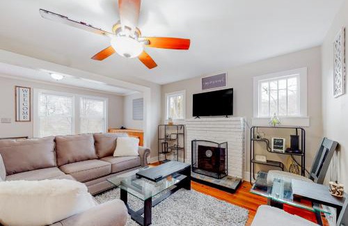 Candler Casa | Colorful Cove