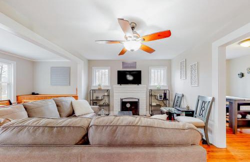 Candler Casa | Colorful Cove