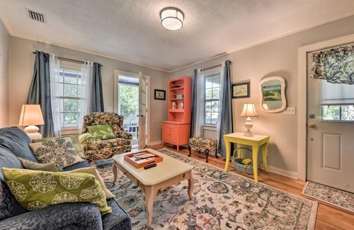 St. Marys Casa | Colorful St Marys Home Walk to Waterfront!