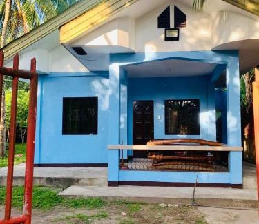 Bacong Casa | Colorful Tropical Bungalow