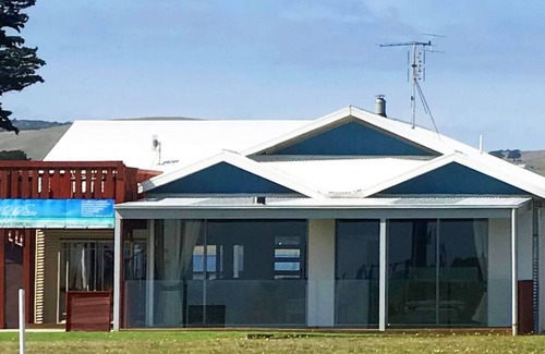 Kilcunda Casa | Frente de lujo, chimenea, ropa de cama, capacidad para 12, 10 minutos a Phillip Island