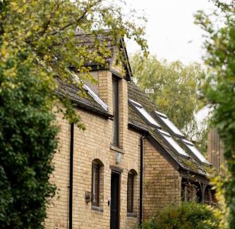 Oxford Casa | Colthorn Farm Cottage By Aryas Properties - Oxford