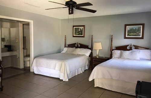 West Columbia Complejo | Columbia Lakes Resort Cottages