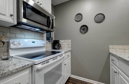 New Braunfels Complejo | Comal River Getaway at the Fluss Haus B204