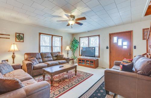 Kingsdown Casa | Comanche County Home Near Hunting and Fishing!