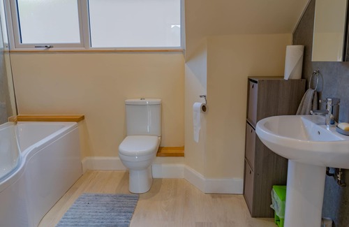 Oban Apartamento | Combie Home, el elegante apartamento de 2 habitaciones te hace sentir como en casa