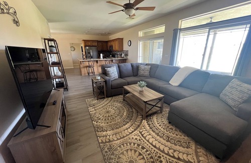 Tehachapi Casa | Come and enjoy our Golden Mountain Retreat!