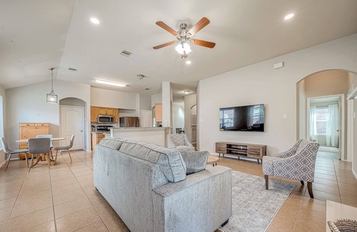 Barker Casa | Come and stay in this charming house!