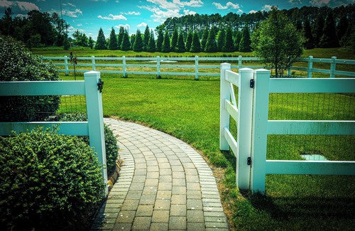 Milton Casa | Come Be Our Guest at "A Place of Peace"
