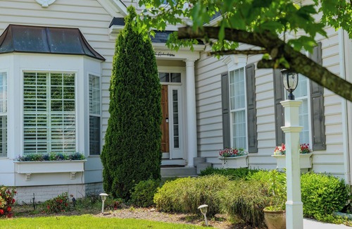 Milton Casa | Come Be Our Guest at "A Place of Peace"