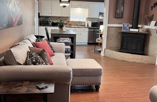 Azle Casa | Come experience the magic of Caster's Cottage