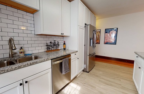 Corryville Apartamento | Come Explore @ Zoo Station!