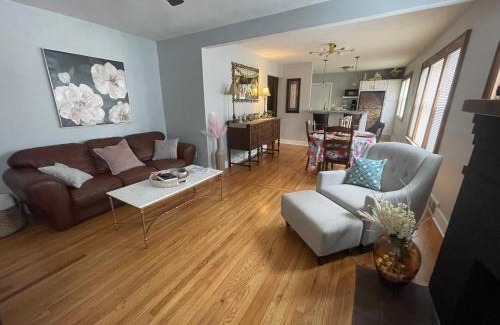 Syracuse Apartamento | Come home to Kenwood Conveniently located Syracuse