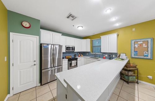 South Padre Island Condominio | Come Relax at Casa de Colores Condo by the BEACH