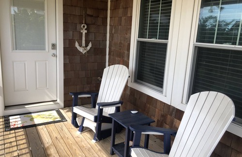 Avon Casa | Come Seas the day at this beautiful beach house!