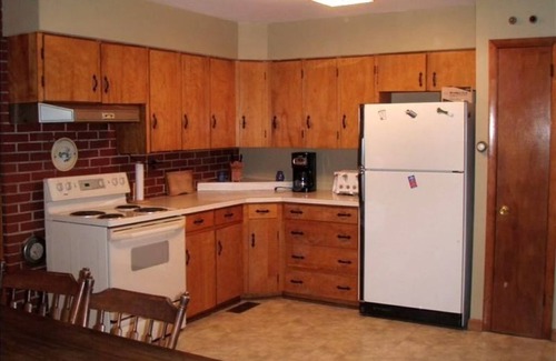 North Hero Casa | Come view the Eclipse while relaxing at this lakefront home!