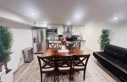 Capitol Hill Apartamento | ComfiNook Stay in Capitol HillWalk to DC Sites