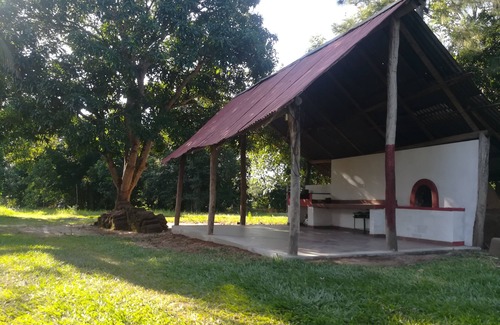 La Guardia Cabaña | Cómoda y amplia casa de campo, con acceso directo al río Piraí