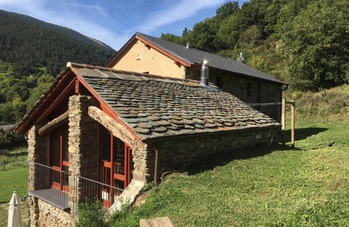 Fornells de la Muntanya Cabaña | Confortable casa de alta montaña. 10 km de La Molina. Ripollés Pirineos