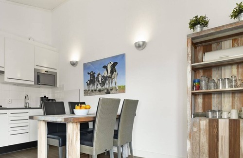 Terherne Casa | Comfort 2-4 person bungalow in the holiday park Landal Oan 'e Poel