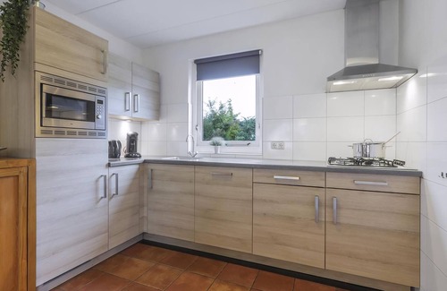 Enter Casa | Comfort 4-6-person bungalow in the holiday park Landal Landgoed De Elsgraven