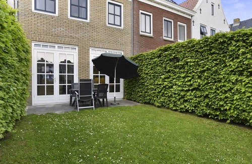 Anjum Casa | Comfort 4-person residence in the holiday park Landal Esonstad