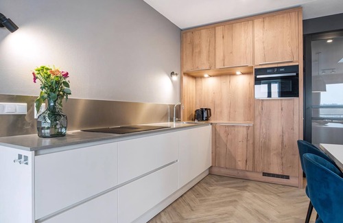 Leuken Apartamento | Comfort 4-person apartment in the holiday park Landal Marina Resort Well