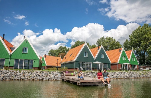 Volendam Casa | Comfort 6-person bungalow in the holiday park Landal Volendam