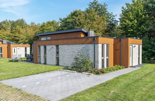 Hoge Hexel Chalet De Esquí | Comfort 8-person bungalow in the holiday park Landal Sallandse Heuvelrug