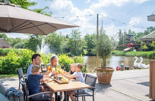 Aalden Casa | Comfort 8-person bungalow - Eco in the holiday park Landal Aelderholt