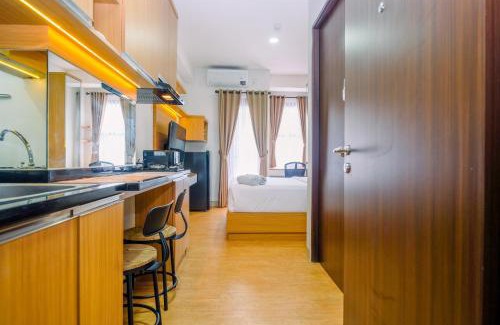 Depok Apartamento | Comfort and Best Deal Studio Room Transpark Cibubur Apartment By Travelio