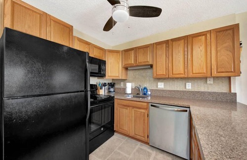 Nawiliwili Condominio | Comfort and Convenience in the Heart of Kaua‘i – 2-Bedroom Vacation Rental