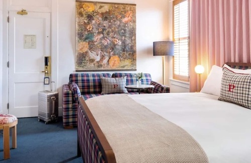 Civic Core Casa | Comfort and Relaxation! 4 Relaxing Units, Minutes to One America Plaza