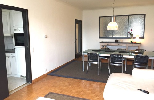 South Antwerp Apartamento | Comfort and view in center Antwerp South, elevator, private parking possible