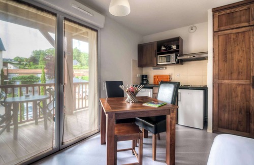 Lourdes Apartamento | Comfort Aparthotel Lourdes L'Acacia