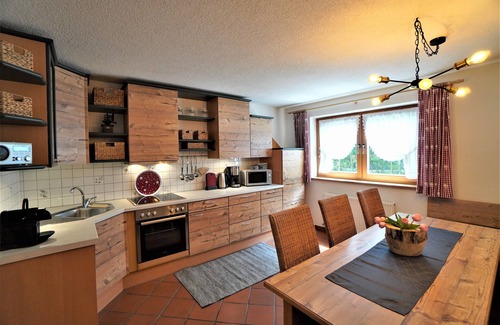 Ehrwald Apartamento | "Casa Trueferhof" jardín grande con vistas a la montaña. Para sentirse bien!