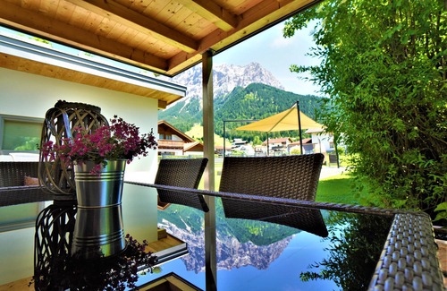 Ehrwald Apartamento | "Casa Trueferhof" jardín grande con vistas a la montaña. Para sentirse bien!