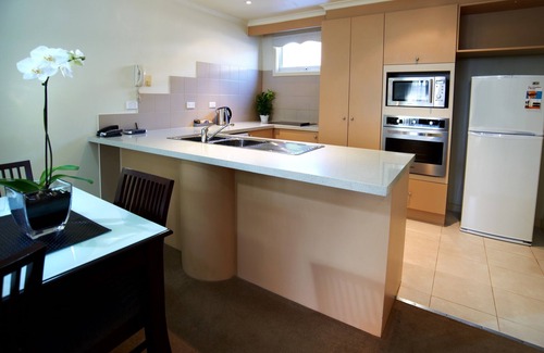 Fitzroy Hotel | Comfort Apartments Royal Gardens