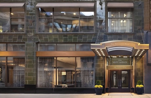 The Loop Hotel | Comfort & Convenience! A Peaceful Retreat in the Heart of Downtown Chicago