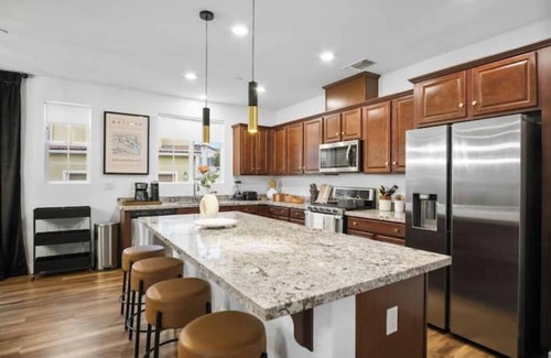 Natomas Creek Casa | Comfort & Elegance: Sacramento Edition