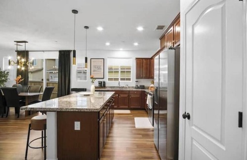 Natomas Creek Casa | Comfort & Elegance: Sacramento Edition