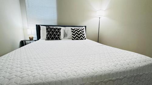 Charlotte Casa | Comfort Escape, rooms in Charlotte