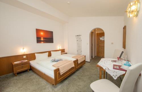 Schuttdorf Hotel | Comfort Hotel Garni Landhaus Gitti