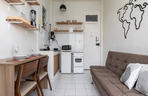 Ipanema Apartamento | Comfort in Ipanema 2 Blocks From the Beach Vp604