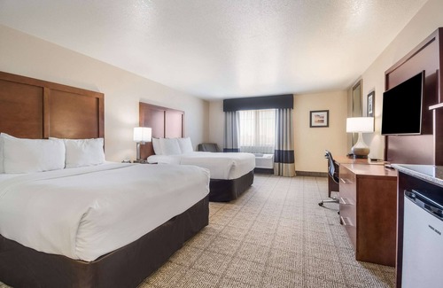 Newport Hotel | Comfort Inn Newport