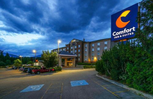 Salmon Arm Hotel | Comfort Inn & Suites
