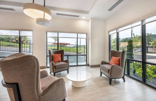 Bellevue Hotel | Comfort Inn & Suites Nashville - Bellevue Area